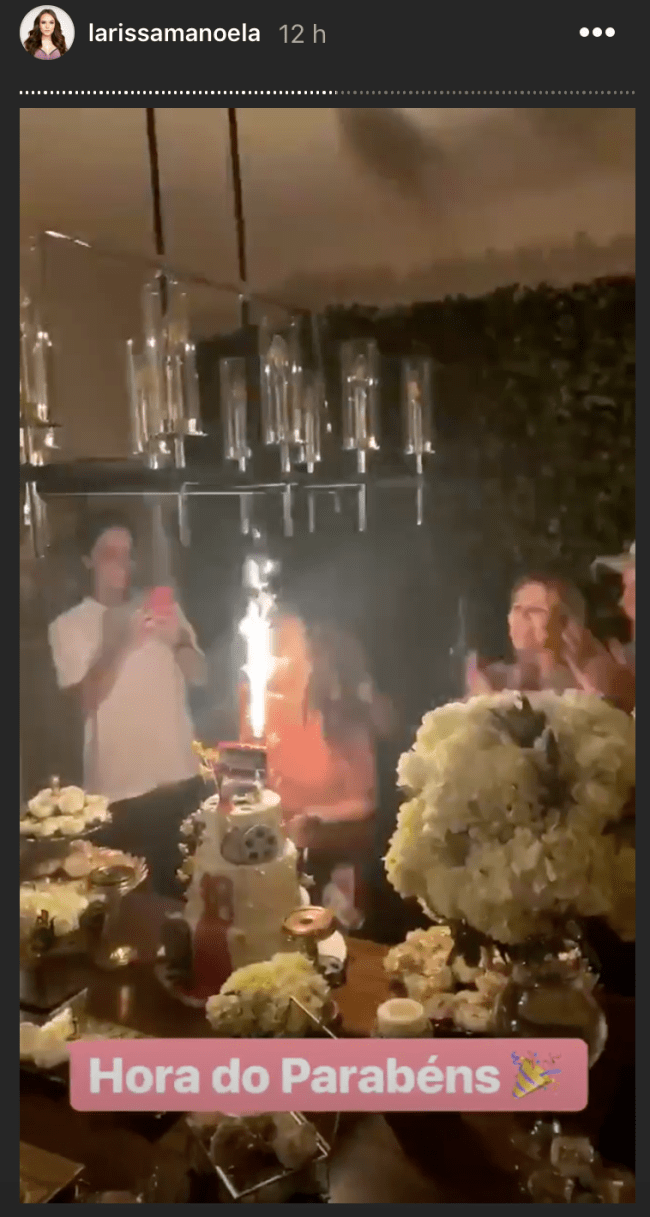 Larissa Manoela festa surpresa 18 anos
