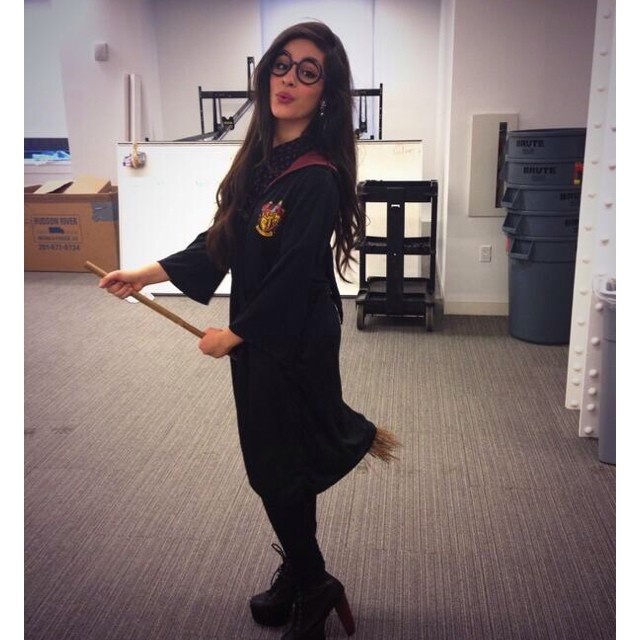 Camila Cabello imitando a Hermione é a melhor coisa que você vai ver hoje