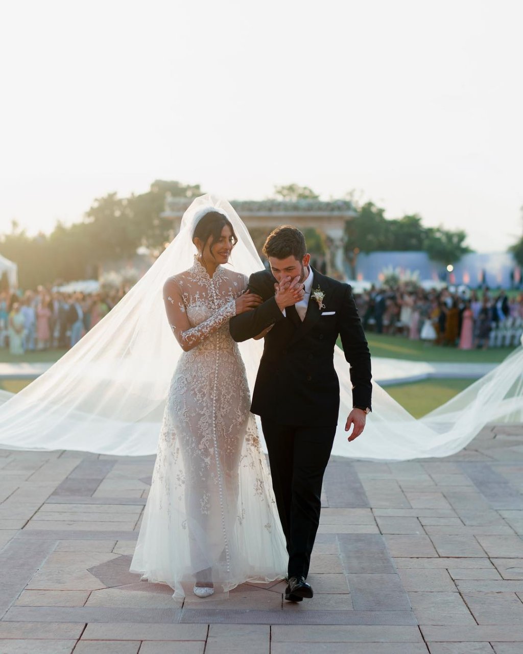 ONG critica uso de animais em casamento de Nick Jonas e Priyanka Chopra