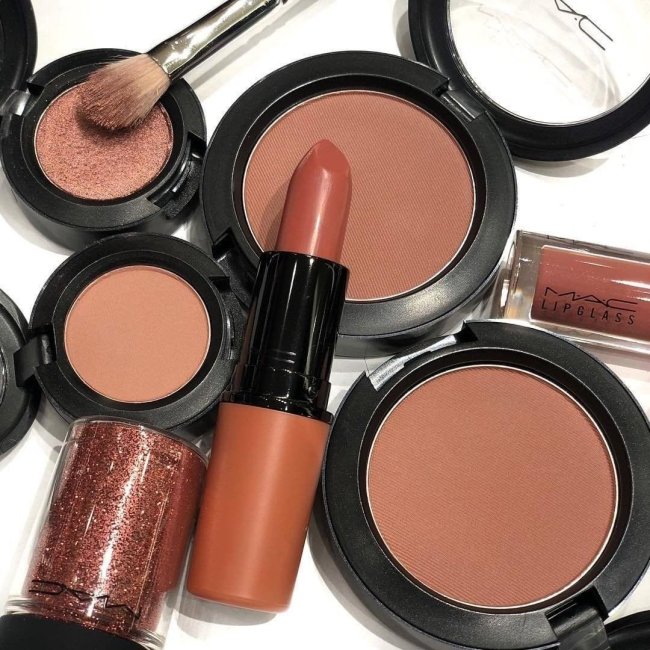 mac-cosmetics-colecao-batons-macinmonochrome-velvet-teddy