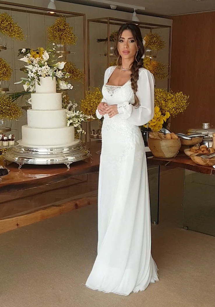 Romana Novais usou um 2º vestido de noiva em seu casamento com Alok