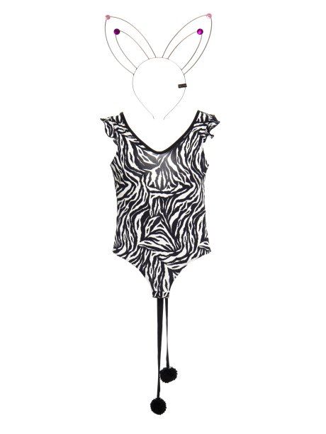 Walerio Araújo para Loungerie (R$ 219,90* o body e R$ 59,90* a tiara). Walerio Araújo para Loungerie (R$ 219,90* o body e R$ 59,90* a tiara).