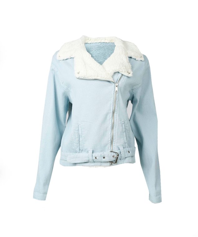 Jaqueta azul clara (R$ 249,99*). Jaqueta azul clara (R$ 249,99*).