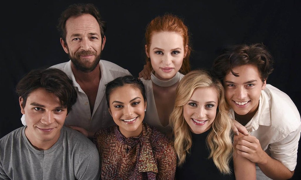 Elenco de Riverdale fala sobre estreia da 4ª temporada sem Luke Perry