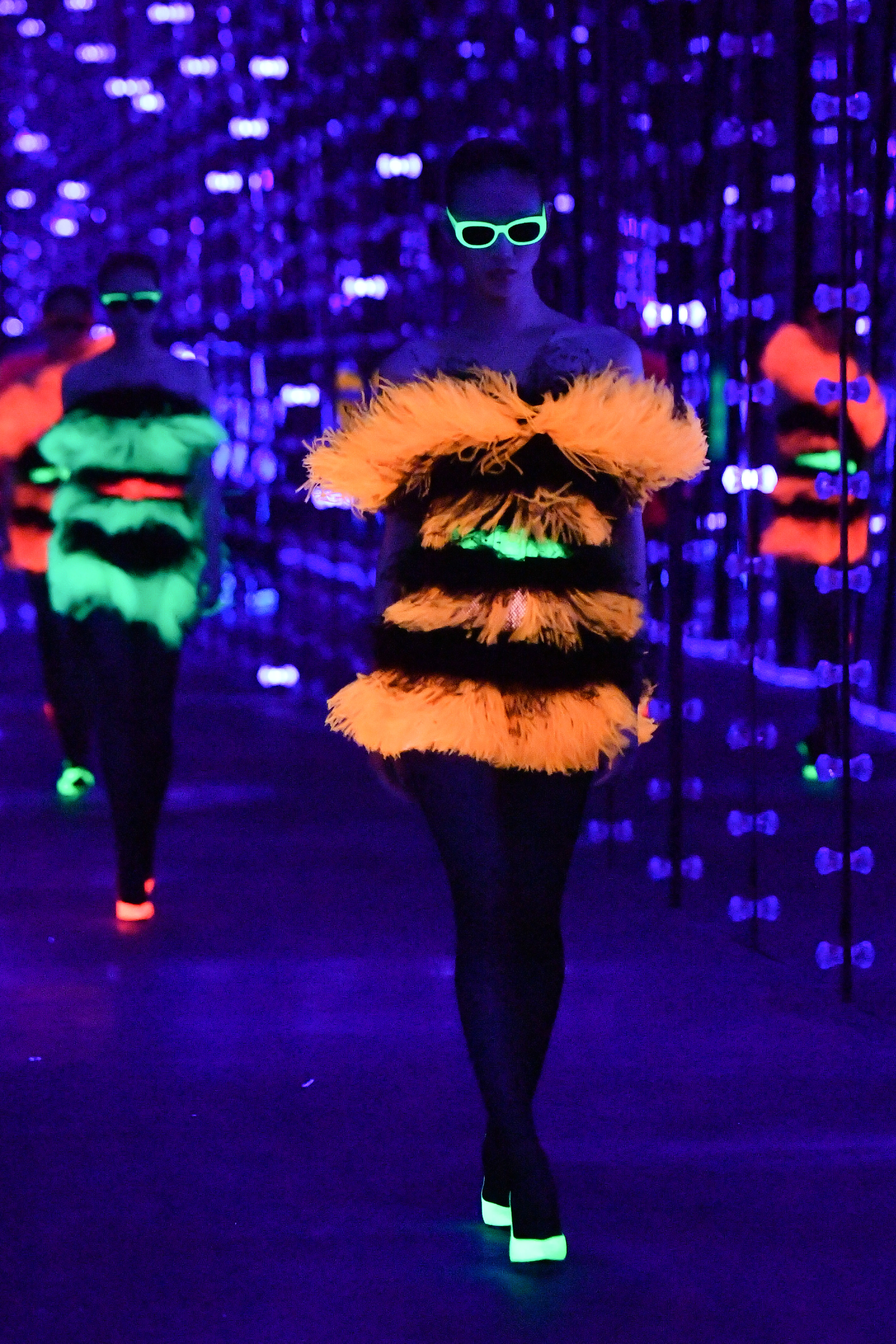 Saint Laurent : Runway – Paris Fashion Week Womenswear Fall/Winter 2019/2020 Desfile da Yves Saint Laurent na PFW