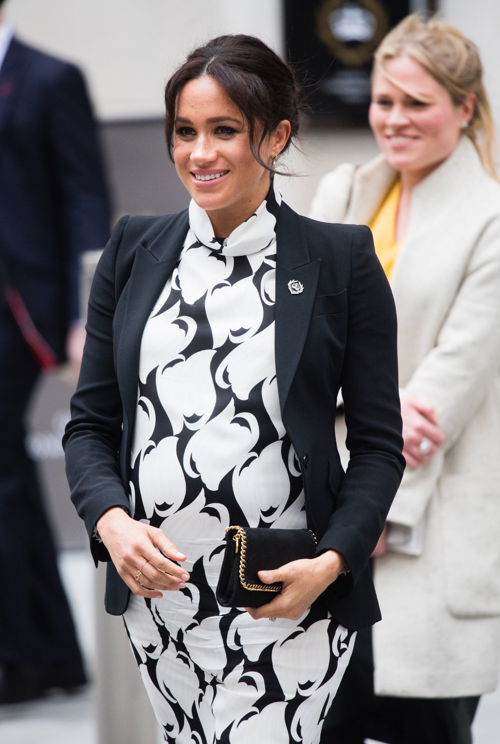 Meghan Markle não abriu os presentes de seu chá de bebê. Entenda!