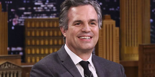 Mark Ruffalo fala sobre Vingadores ligado a detector de mentiras