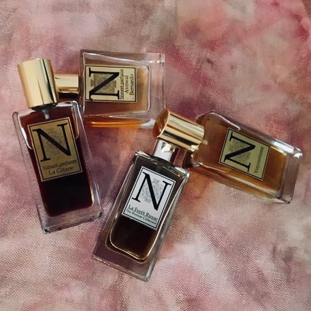 Marca russa pede desculpas após lançar perfume chamado “Assédio Sexual”