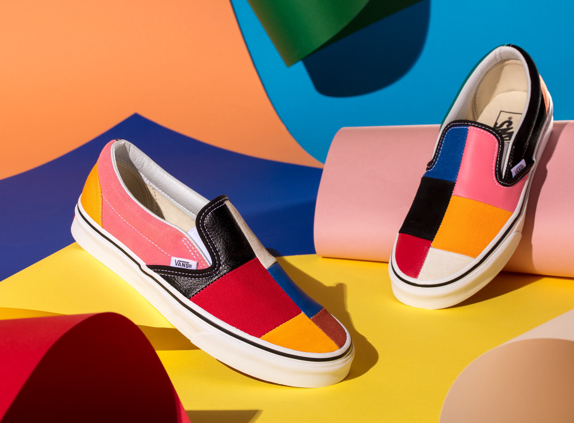 Tênis Vans retrô feito com patchwork