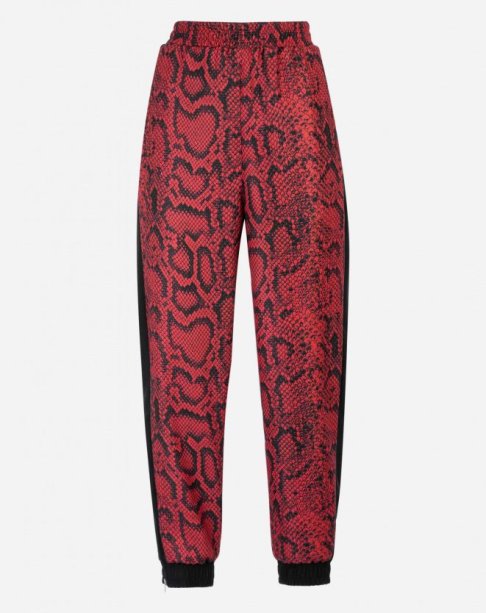 Calça jogging Amaro (R$ 179,90*). Calça jogging Amaro (R$ 179,90*).