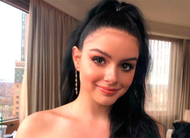 Ariel Winter rebate seguidores que disseram que ela “destruiu” seu rosto