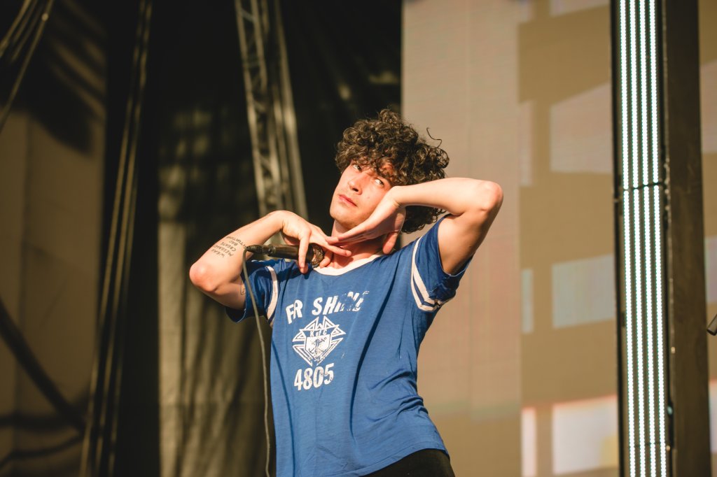 The 1975 encantou São Paulo em show cheio de críticas no Lollapalooza 2019