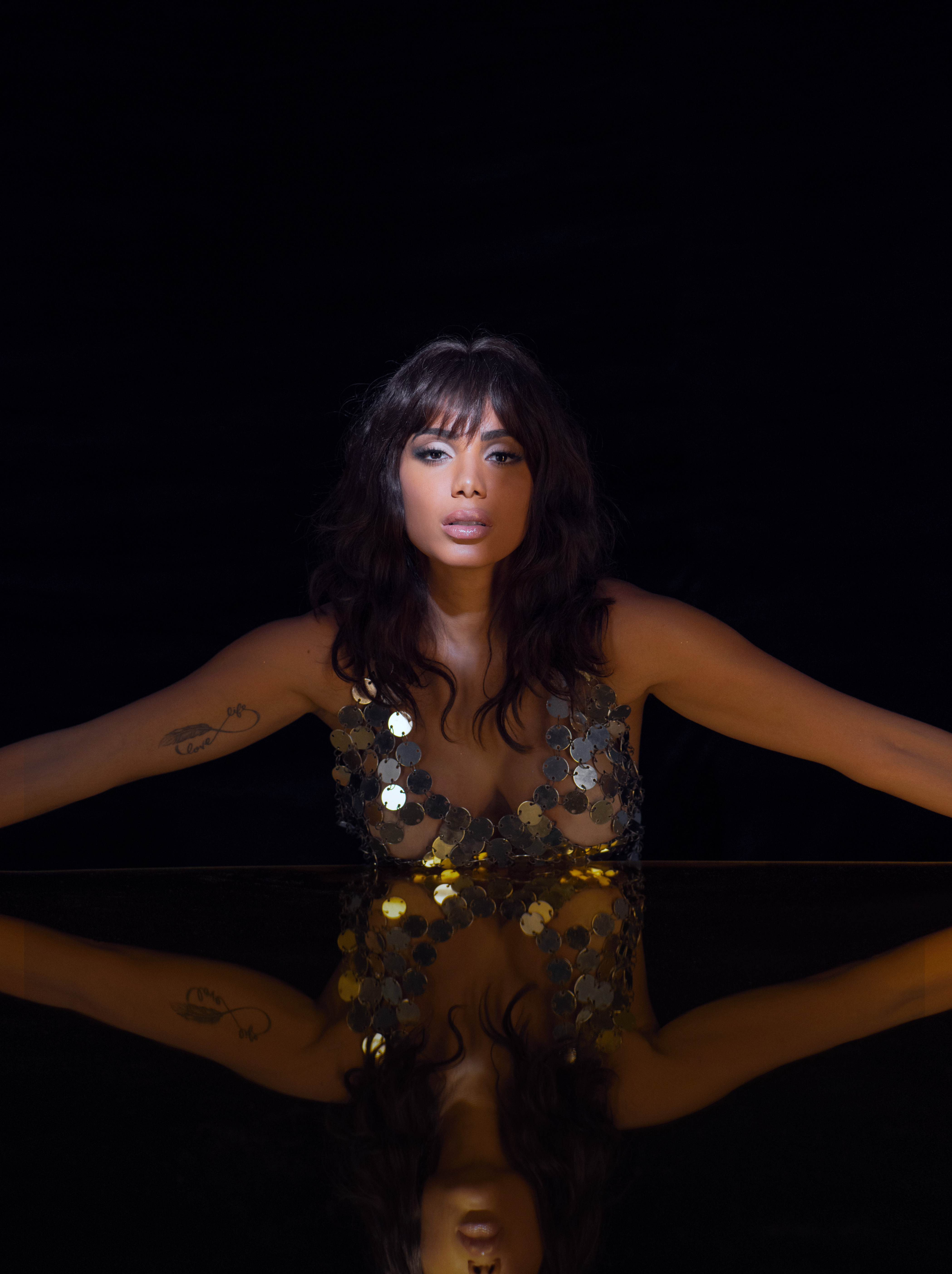 ANITTA anitta-kisses