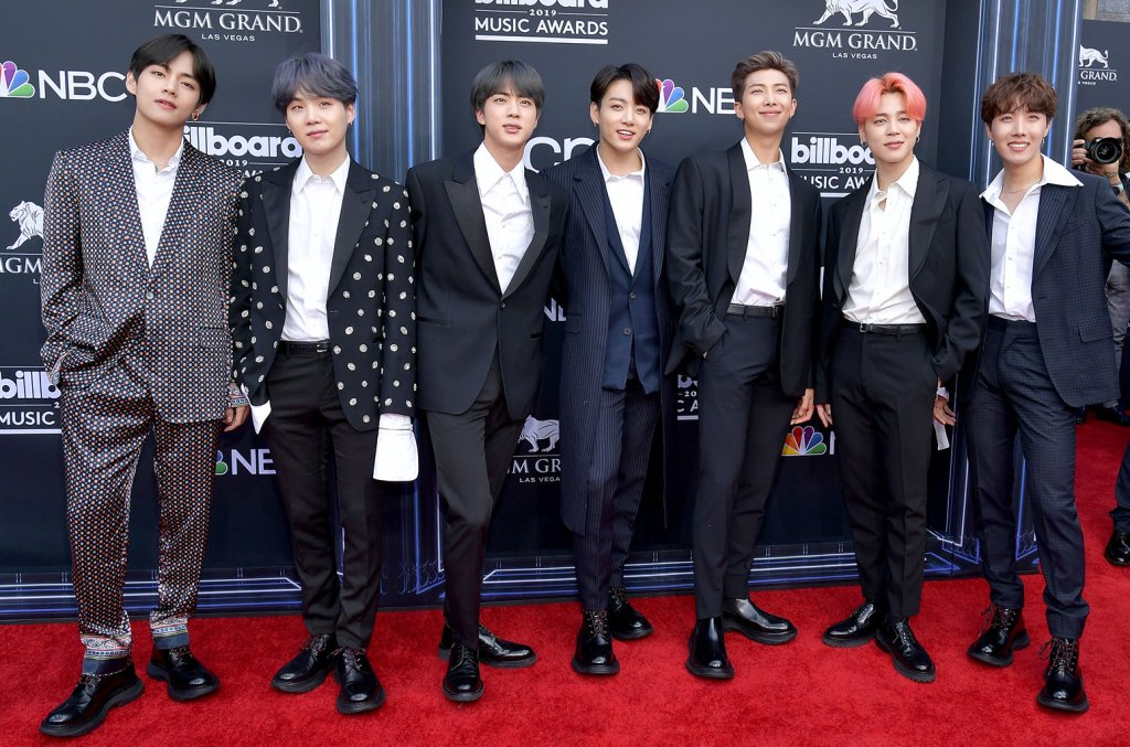 Que lindo! BTS fez uma homenagem aos Beatles com show na TV americana