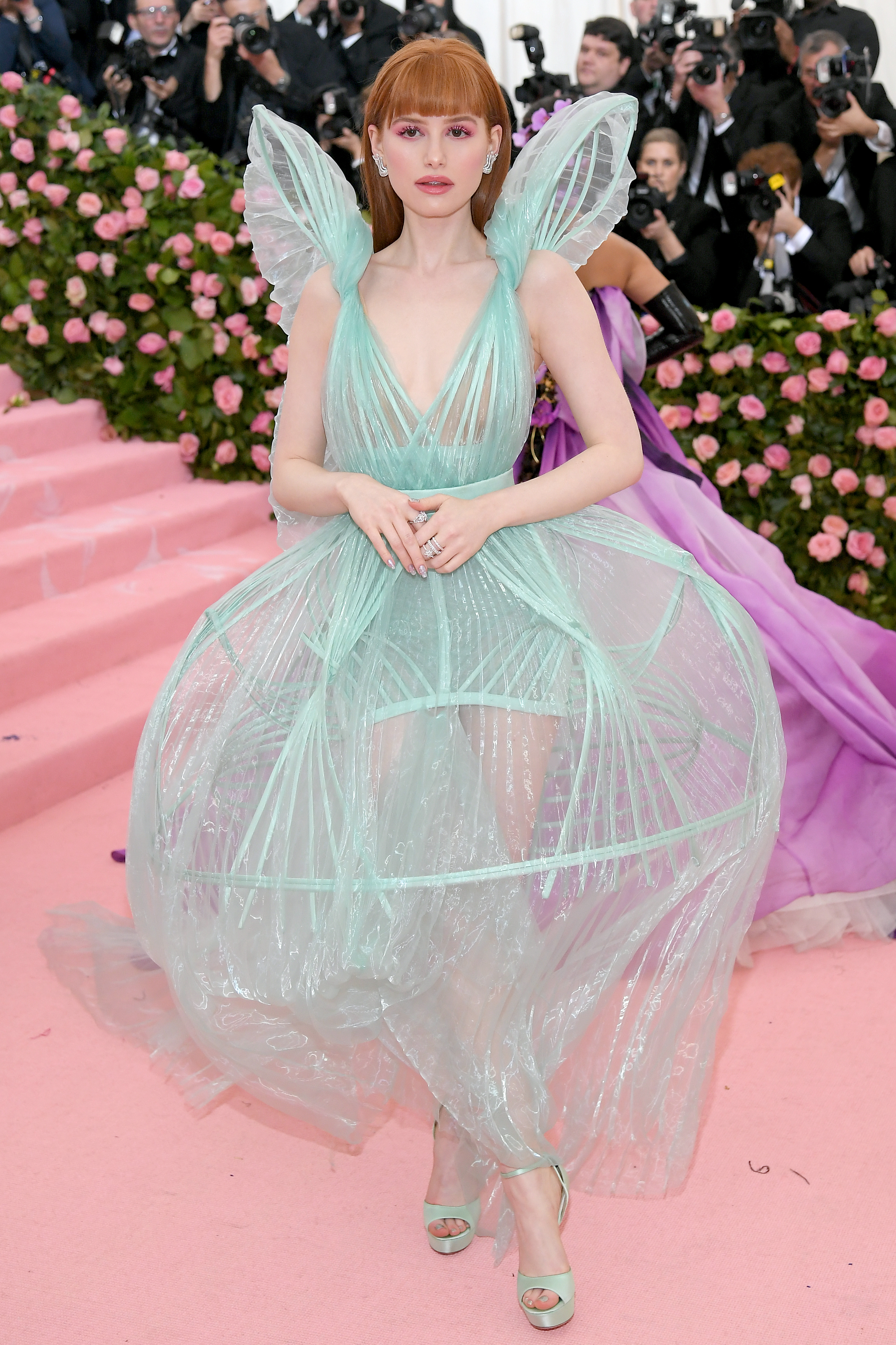 Madelaine Petsch no MET Gala 2019. Madelaine-Petsch -MET-Gala 2019.