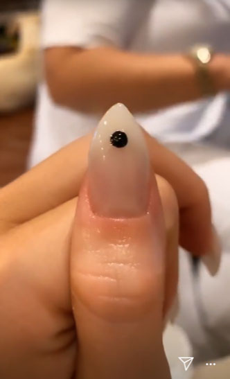 nail-art-luisa-sonza-bolinha nail-art-luisa-sonza-bolinha