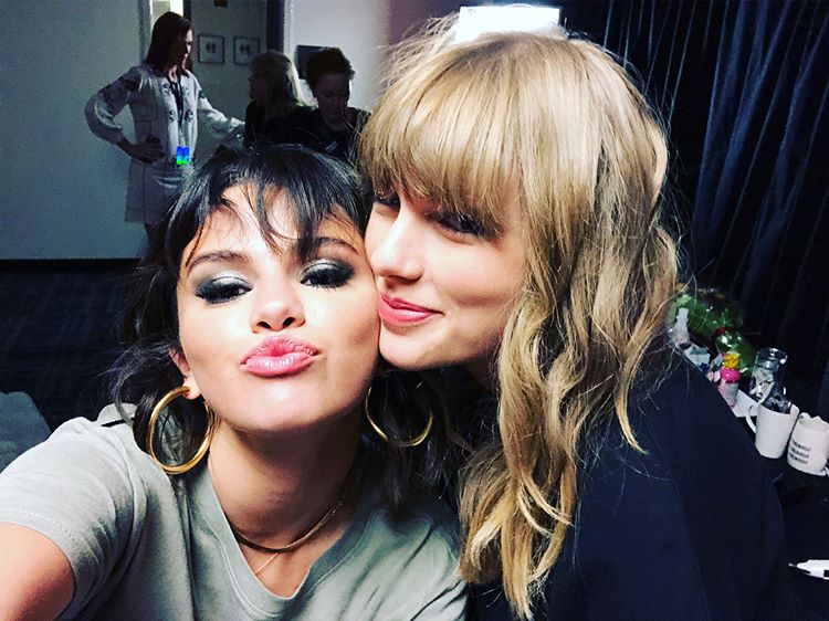 Selena Gomez revela uma das coisas mais fofas que Taylor Swift fez por ela