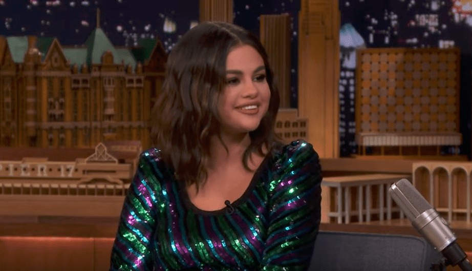 Selena Gomez entrega detalhes sobre seu novo álbum