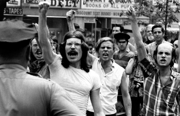 O que foi a Rebelião de Stonewall, que mudou para sempre a luta LGBTQI+