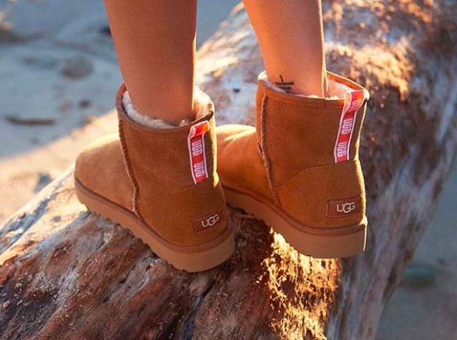 A marca UGG (aquela das botas fofinhas) agora é vendida no Brasil