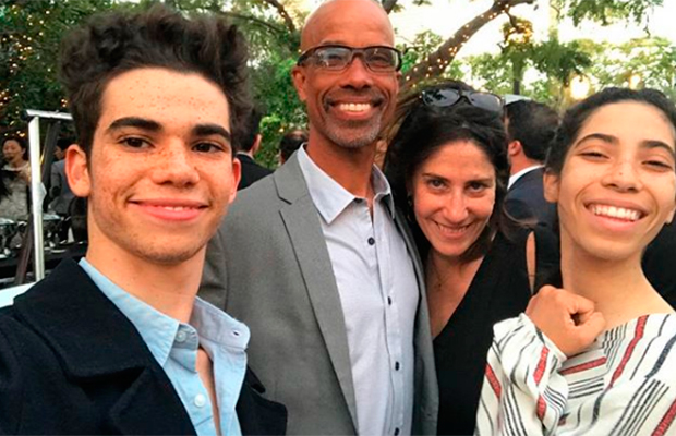 Pais de Cameron Boyce falam sobre a noite da morte dele: “Amava a vida”