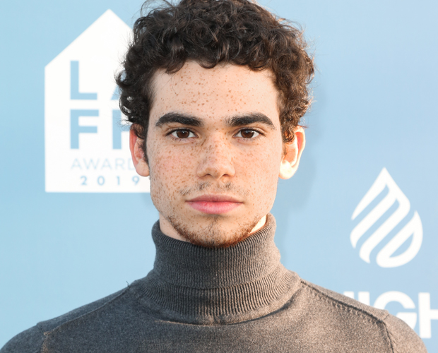 Após autópsia, divulgação da causa da morte de Cameron Boyce é adiada