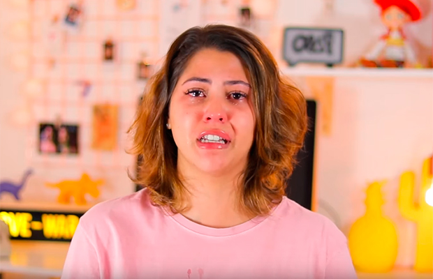 Influenciadora posta desabafo sobre relacionamento abusivo que viveu com ex