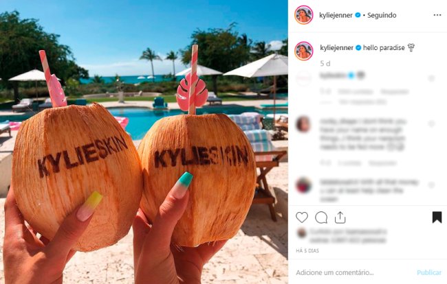 kylie-jenner-ombre-nail-amarelo kylie-jenner-ombre-nail-amarelo