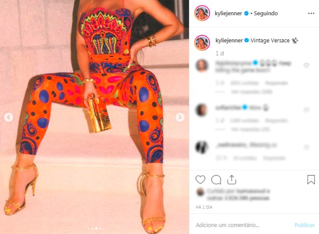 kylie-jenner-unha-amarela