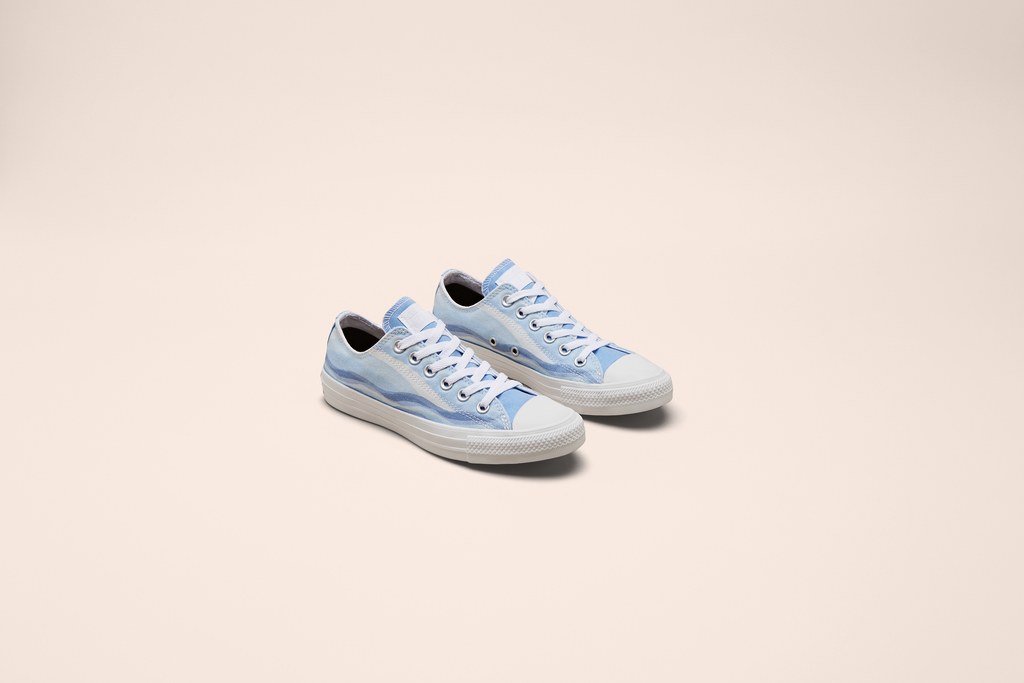 tenis-millie-bobby-brown-converse-03