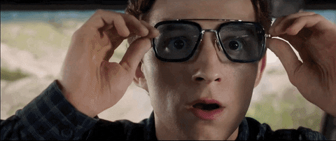 OMG! Tom Holland é visto em date com loira misteriosa