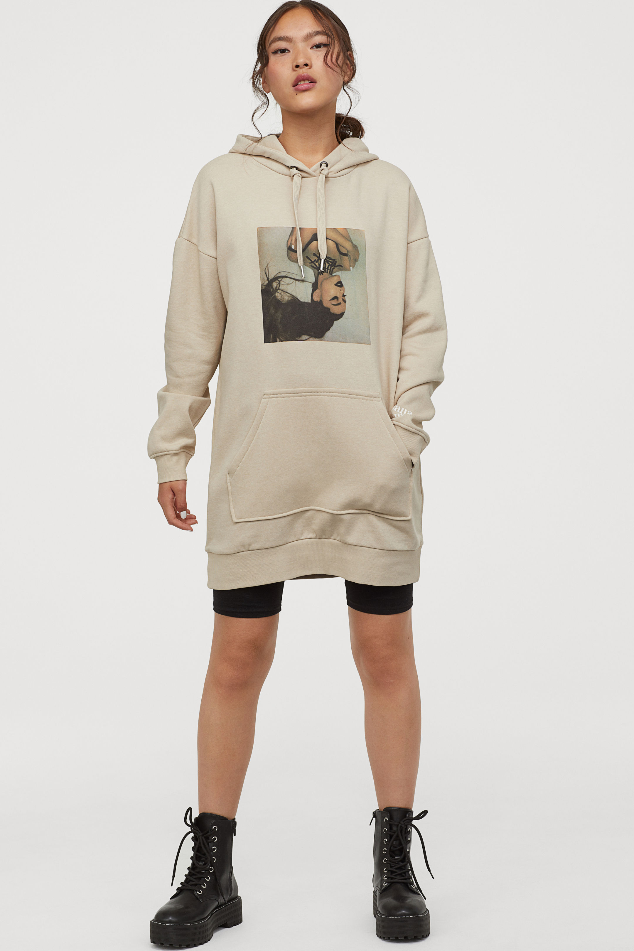 ariana-grande-moletom-oversized-h&m