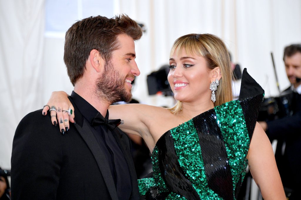 Miley Cyrus abre jogo sobre divórcio e diz ainda amar Liam Hemsworth