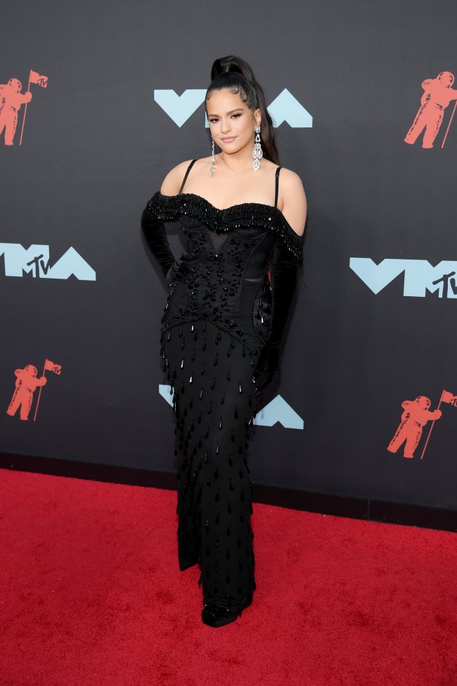 Rosalia no tapete vermelho do VMA 2019