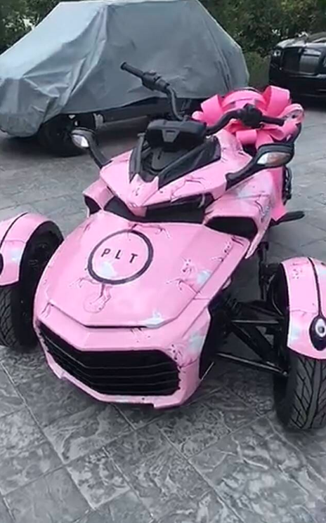 motocicleta-presente-kylie