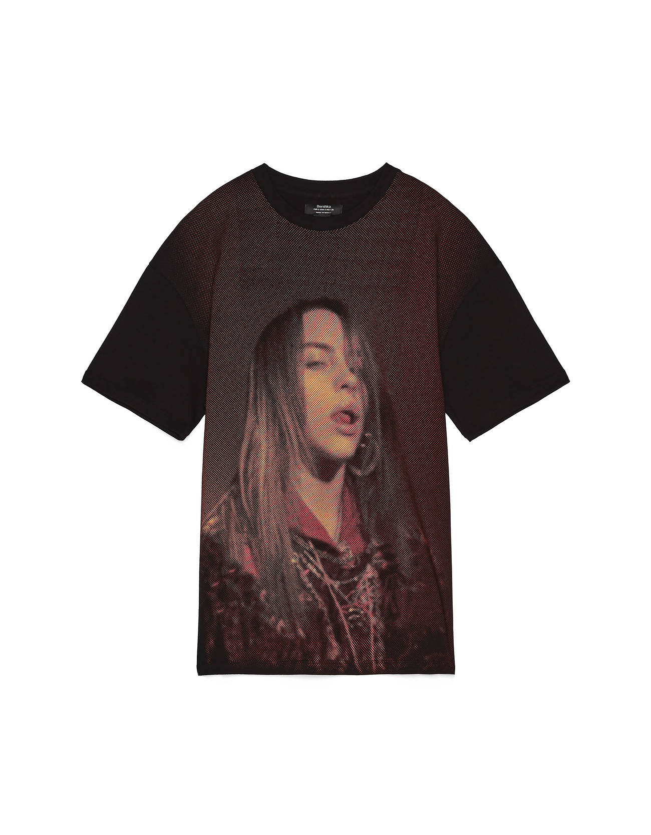 billie-eilish-bershka-04