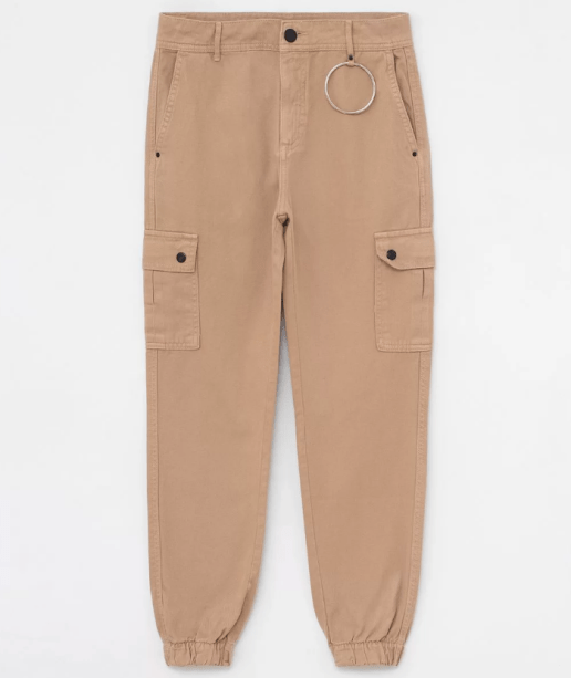 Esta foi a calça usada na matéria. Ela é da Renner e custa R$ 119,90*. Esta foi a calça usada na matéria. Ela é da Renner e custa R$ 119,90*.