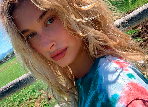 Skincare: Hailey Bieber dá dicas fáceis de como cuidar da pele oleosa