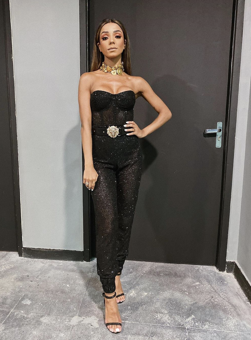 Brunna Gonçalves mostra ~verdade~ por trás de seu look no Prêmio Multishow