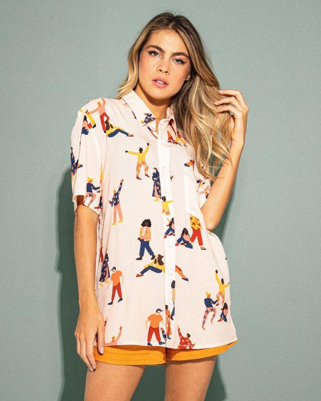 Camisa da Baw Clothing (R$ 202,42*). Camisa da Baw Clothing (R$ 202,42*).