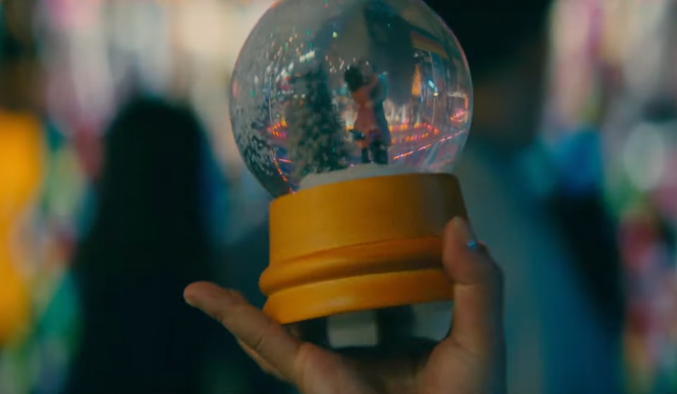 para-todos-os-garotos-que-ja-amei-ps-ainda-amo-voce-lara-jean-globo-de-neve