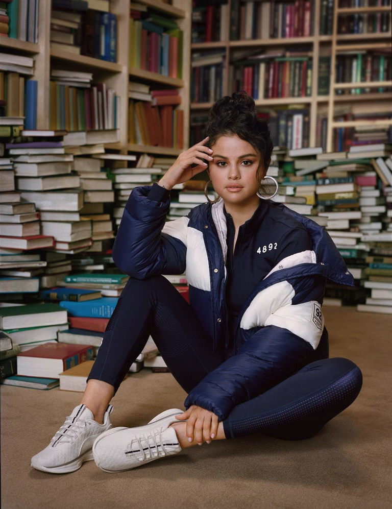 Selena Gomez fez referência à 13 Reasons Why em nova coleção com a Puma