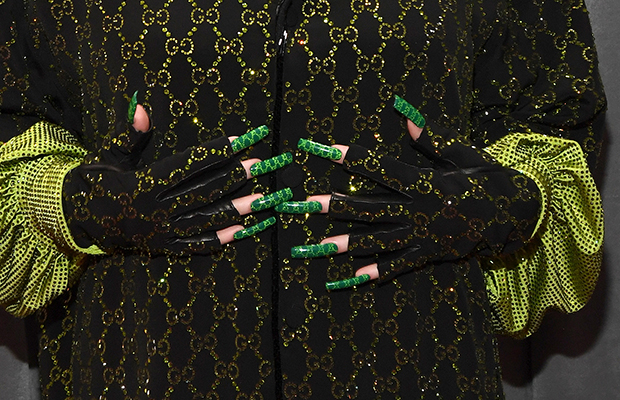 billie-eilish-grammy-2020-unhas billie-eilish-grammy-2020-unhas