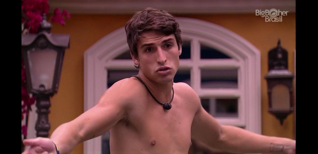 Felipe Prior, do BBB20, quer ir com Marcela para o paredão: “Muito falsa”