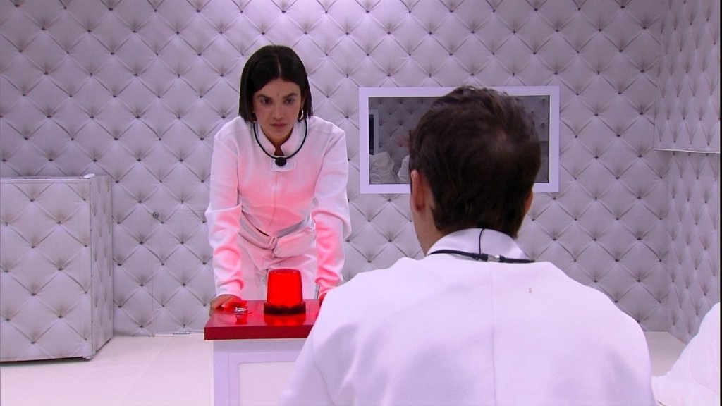 BBB20: Quarto Branco vira piada e Manu Gavassi pede para sair