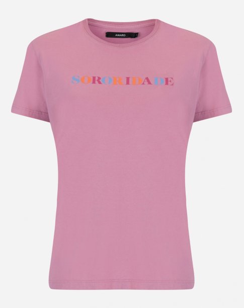 Camiseta "Sororidade" da Amaro (R$ 79,90*)