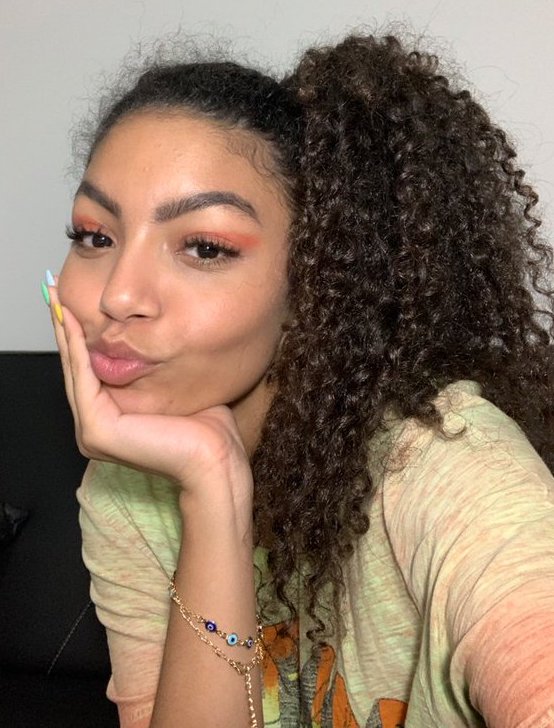 any-gabrielly-01