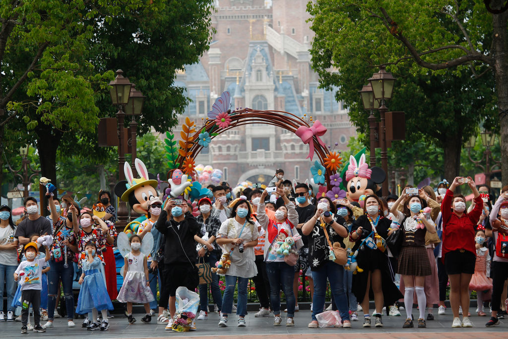 Fotos da reabertura da Disneyland Shanghai em meio à pandemia de COVID-19