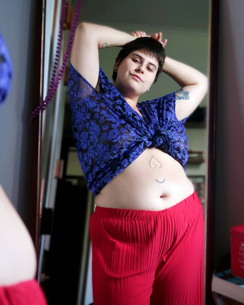 Estas 10 meninas provam que todo corpo é o corpo ideal para usar cropped