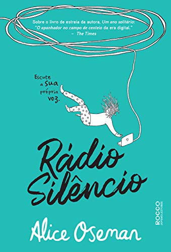 radio silencio Capa de Rádio Silêncio com fundo verde e a ilustração da personagem caindo enquanto segura um aparelho com fones e fios pendurados